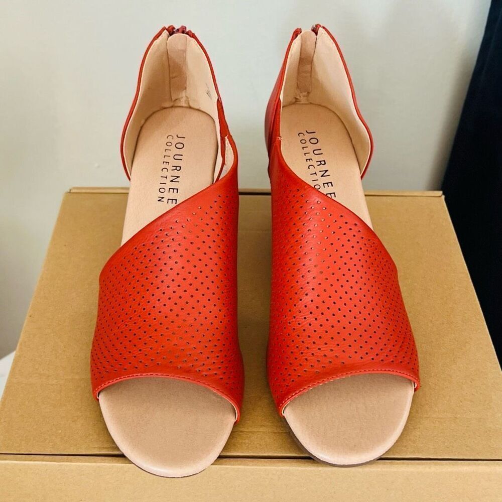 JOURNEE COLLECTION Aretha d'Orsay Wedge Sandal, Vegan Leather Rust, 9.5, NWOB - Picture 11 of 15
